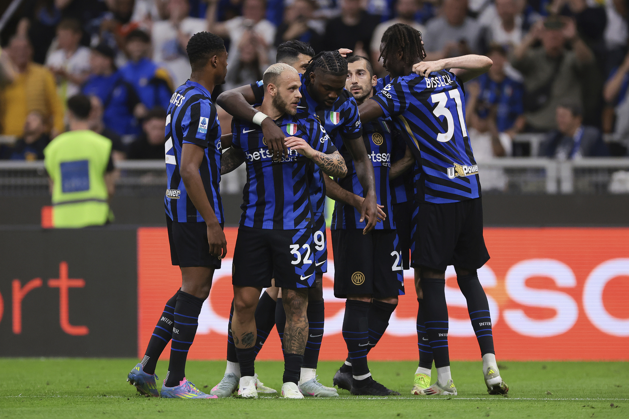 体育数据分析-转折点那不勒斯强势反弹，意甲国际比赛日攻防权衡，管理层满意，赛季目标并未改变的简单介绍